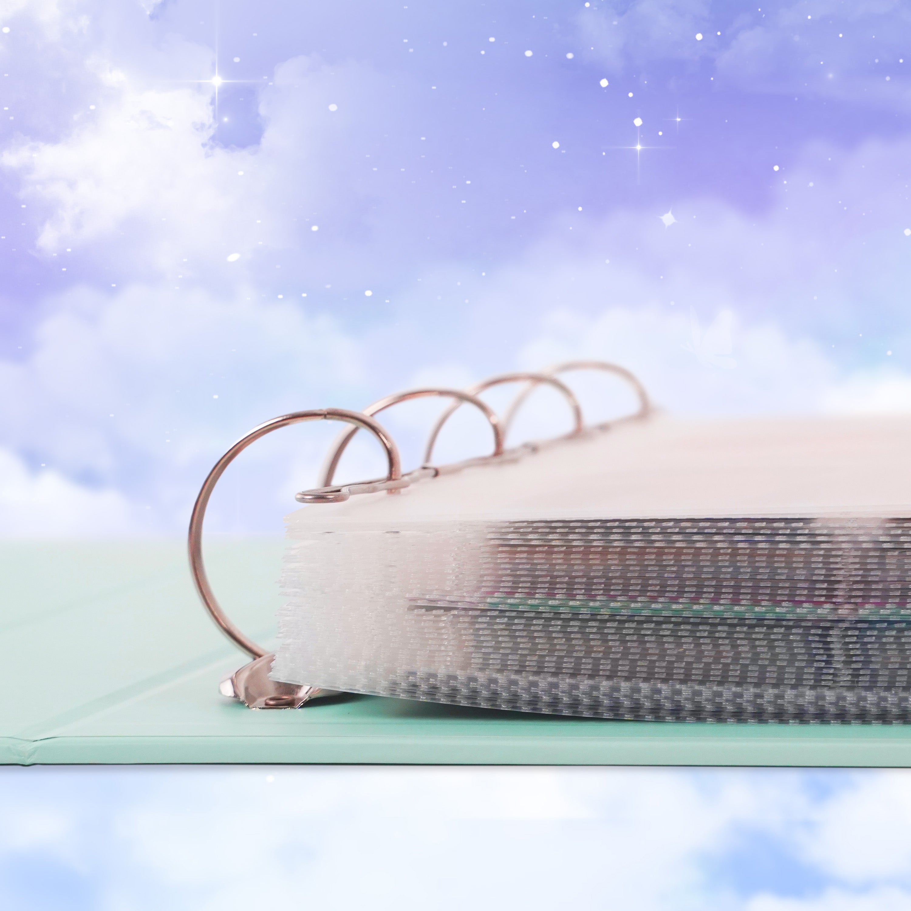 [PRE-ORDER] Part III - Astro + Wanderlust - Minty Green Duo Edition - A4 myCOLLECTION Binder